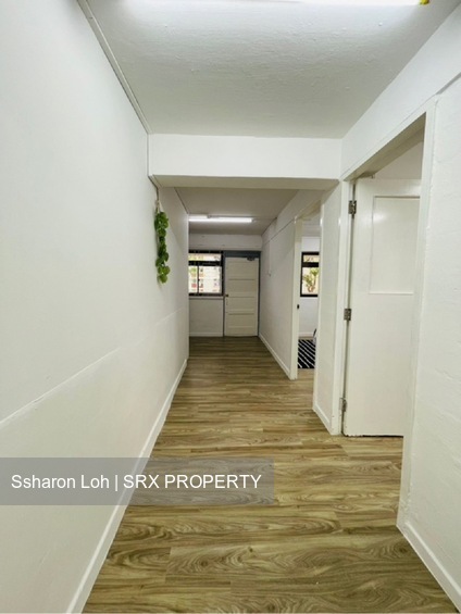 Blk 249 Jurong East Street 24 (Jurong East), HDB 3 Rooms #573072351